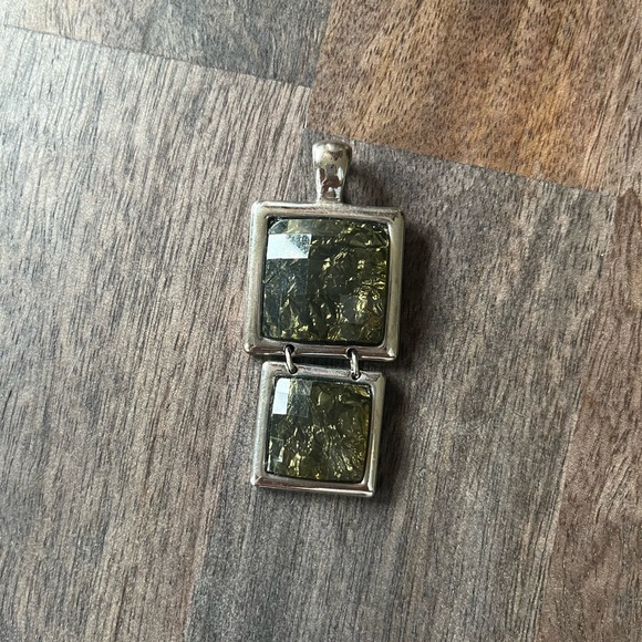 LIA SOPHIA Pendant for Necklace Excellent - Picture 3 of 7